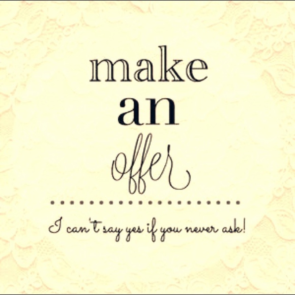 COME SEE MY CLOSET !!!